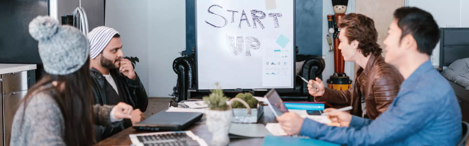 Fractional CTO helping a startup plan its technology strategy